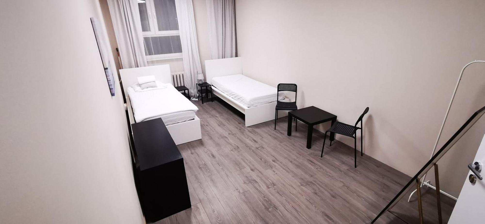 Hostel Powstaniec Wola - Private Rooms วอร์ซอ ภายนอก รูปภาพ