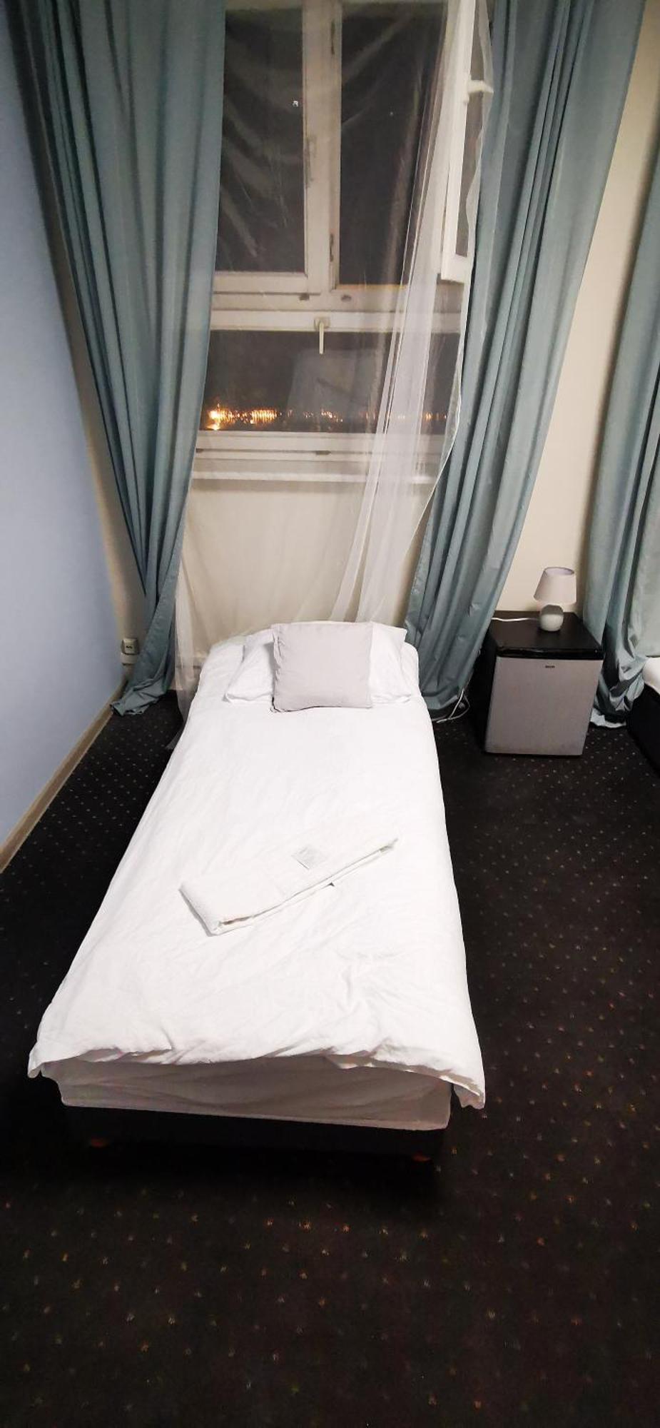 Hostel Powstaniec Wola - Private Rooms วอร์ซอ ภายนอก รูปภาพ