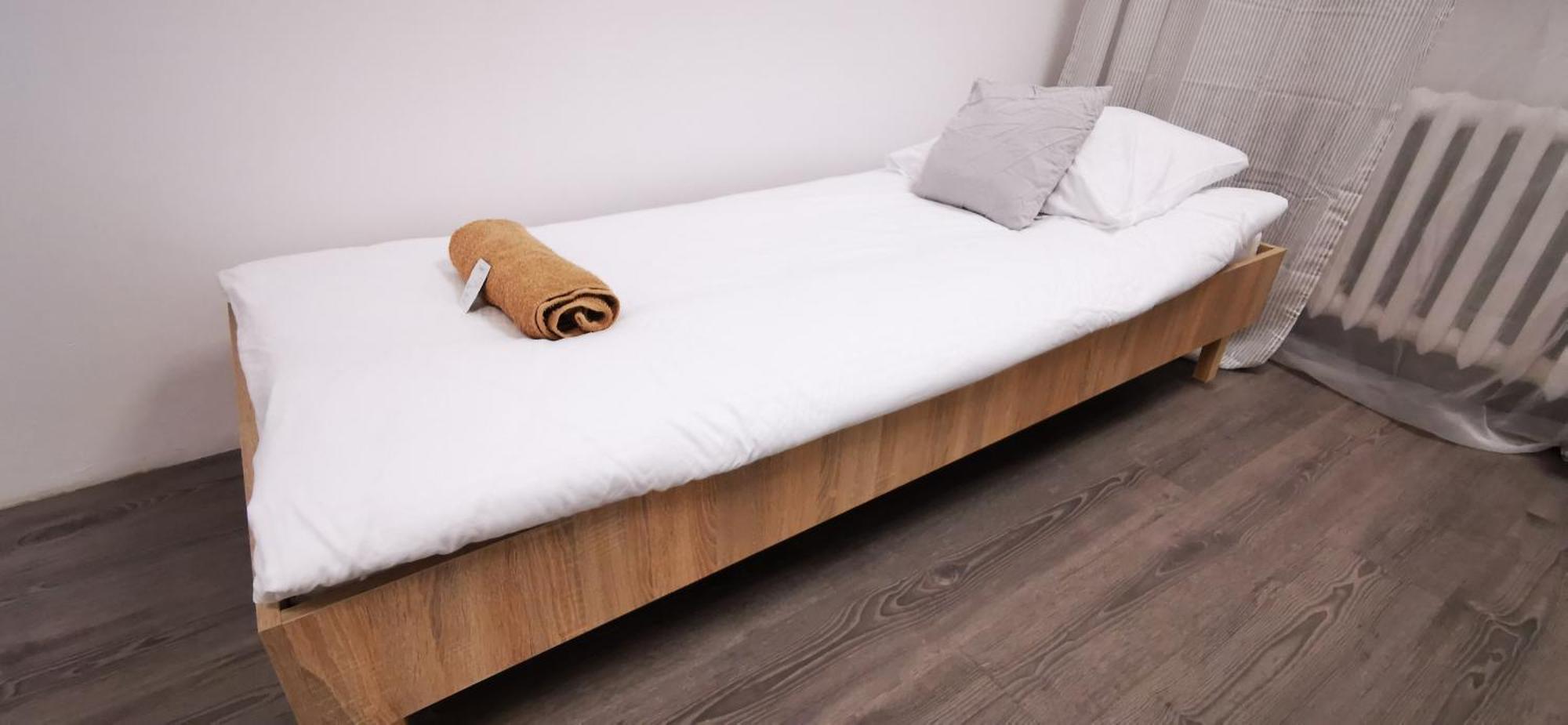 Hostel Powstaniec Wola - Private Rooms วอร์ซอ ภายนอก รูปภาพ